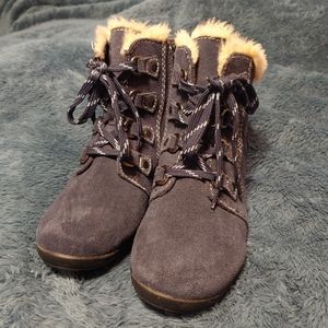 Earth Origins by Earth Women's Navy Suede Ankle Boots size 7.5W